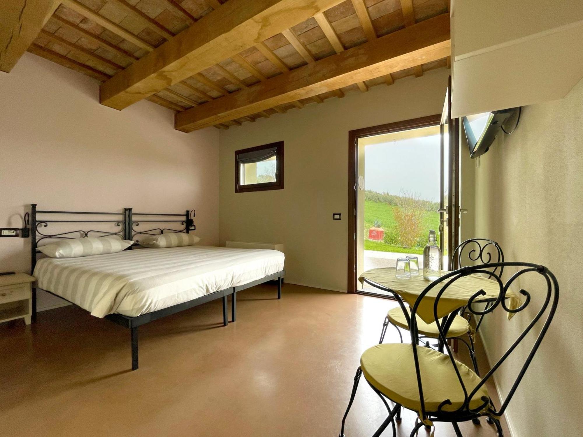 Casale Dei Cinque Colli Vila Ostra Exterior foto